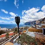 2 Bd With Stunning View Lägenhet