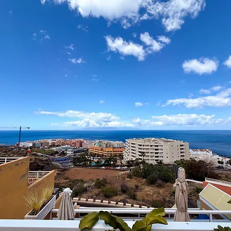 2 Bd With Stunning View דירה *