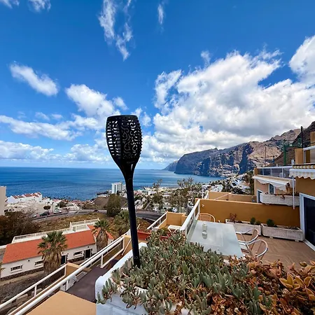 2 Bd With Stunning View דירה